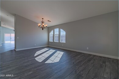 10477 E Primrose Ln (2 of 24)