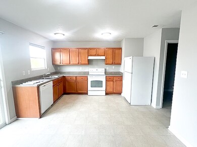 11454 Congaree Way, Indianapolis, IN 46235 - photo 7