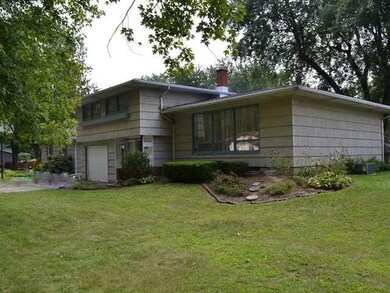 747 Ohio St, North Tonawanda, NY 14120 - photo 2