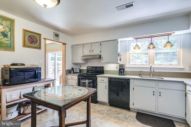 4103 Nesconset Dr, Bowie, MD 20716 - photo 4