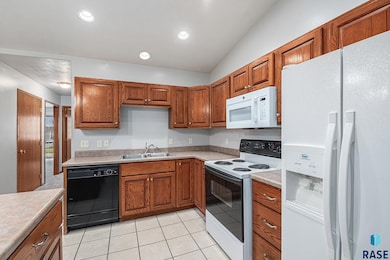 410 9th Ave, Brandon, SD 57005 - photo 7