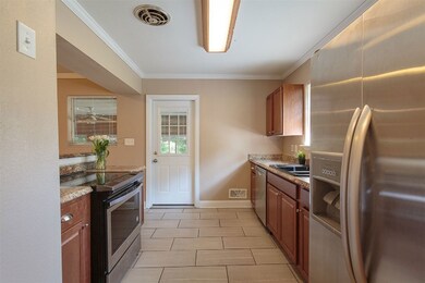 2307 Domingo Dr, Tallahassee, FL 32304 - photo 3