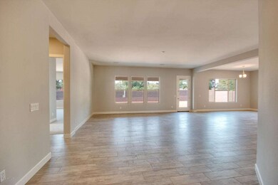 4118 E Gable Ave-5