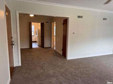 405 W Columbia Ave unit 6, Davenport, IA 52803 - photo 3