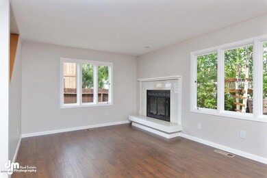 1.   Living Room_KI_17-FULL