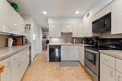 159 Salem St unit 4, Boston, MA 02113 - photo 6