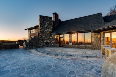 8608 Brow Lake Rd, Soddy Daisy, TN 37379 - photo 7