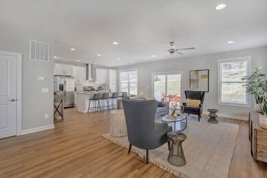 1040 Stonehenge Avenue Extension, Charlottesville, VA 22902 - photo 3