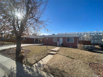 1381 Worchester St, Aurora, CO 80011 - photo 2