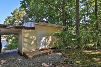 035-Storage-Shed