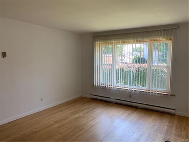 1913 W Whitehall St unit 1, Allentown, PA 18104 - photo 2