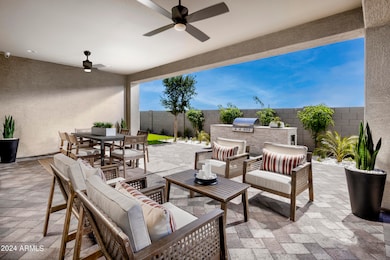 02_BR_Laurel_Laredo_Outdoor Room