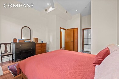 133 W 14th St unit 3, New York, NY 10011 - photo 6