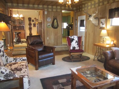 comphy family room