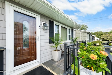 2118KennethRd-13