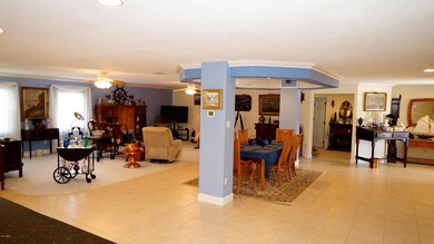 3-Living Dining Combo