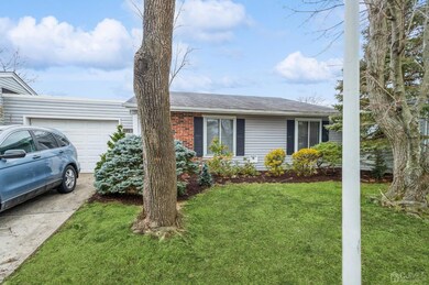 291 Vernon Rd unit B, Monroe Township, NJ 08831 - photo 5