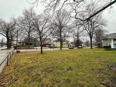 412 S Water St, Crawfordsville, IN 47933 - photo 3