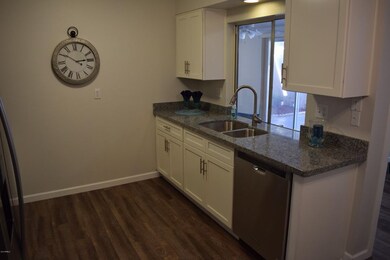 10862 W Santa fe Dr, Sun City, AZ 85351 - photo 7