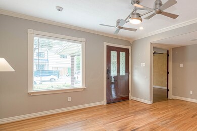 1910 Wakefield Dr, Houston, TX 77018 - photo 4