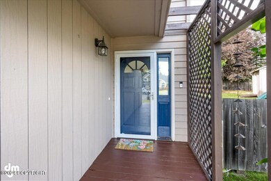 06-Front Exterior_SLS_-0693