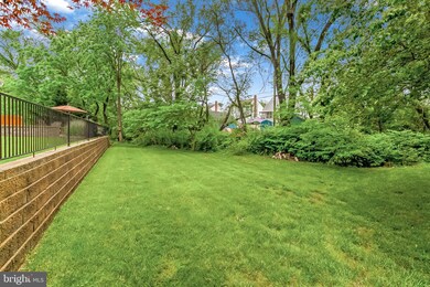 5542 Willys Ave, Halethorpe, MD 21227 - photo 7