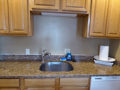 541 E 7th St unit 3, Boston, MA 02127 - photo 4