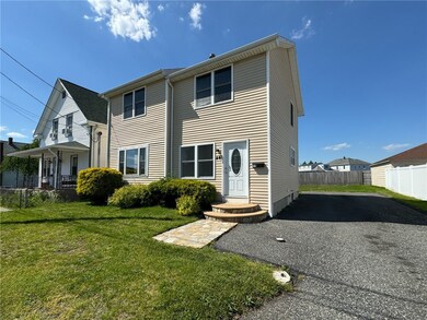 44 Charpentier Ave, Pawtucket, RI 02861 - photo 3