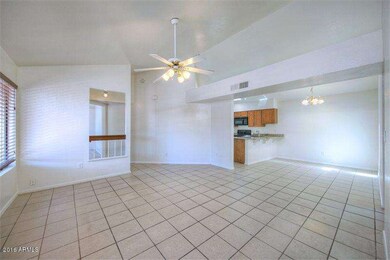 JUANITA FAMILY ROOM 2