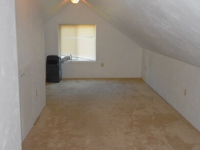 544 Main St unit 2, Bridgewater, MA 02324 - photo 3