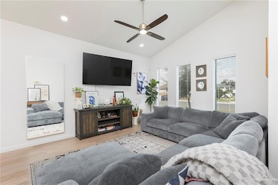 3405 Camellia Ave, McAllen, TX 78501 - photo 2