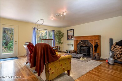 1331Hillcrest-13