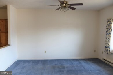 222 Sunbrook Ln unit 141, Hagerstown, MD 21742 - photo 5