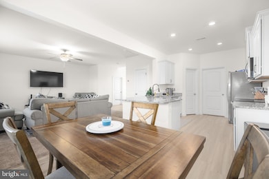 17033 Rollins Rd, Bowling Green, VA 22427 - photo 7