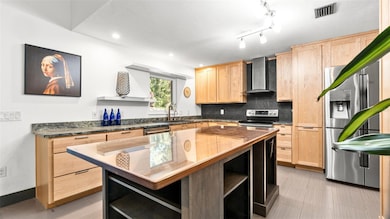 8810 SW 103rd Ave, Gainesville, FL 32608 - photo 6