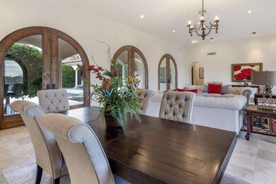 008_Dining Room N Great Room Views.jpg