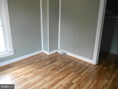 205 W 4th St, Waynesboro, PA 17268 - photo 3