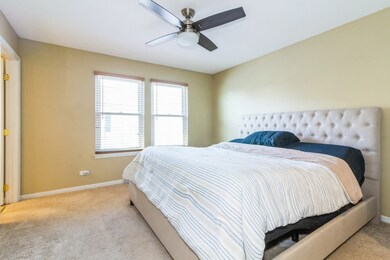 1105 Village Center Pkwy unit 6, Aurora, IL 60506 - photo 7