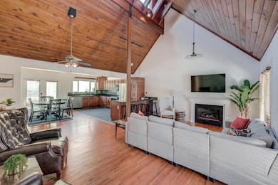 408 Lakecrest Dr, Harriman, TN 37748 - photo 3