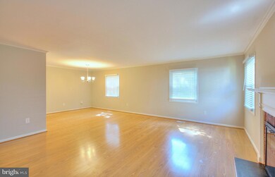 12102 Mackell Ln, Bowie, MD 20715 - photo 6