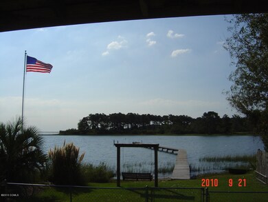 242 Gibbs, Beaufort, NC 28516 - photo 5