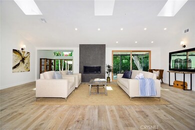 5043 Dumont Place, Woodland Hills, CA 91364 - photo 5