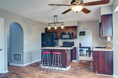 3221 Payday Ln, Columbus, OH 43232 - photo 6