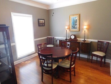 Formal Dining