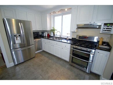 9018 Michaux Ln, Henrico, VA 23229 - photo 7