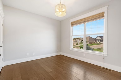 1294 S Amber Ridge Dr, Nixa, MO 65714 - photo 5