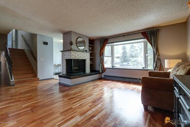 Living Room w/Fireplace