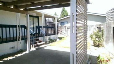 Another covered area to enjoy outdoor living!