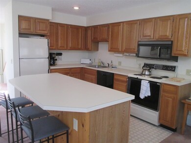 136 Valley Rd unit 32, Waterville Valley, NH 03215 - photo 5