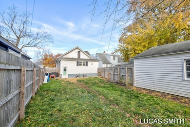 238 W 24th St, Holland, MI 49423 - photo 6